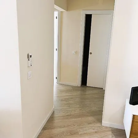 11 Bedroom Veiga, Praceta Vitorino Nemesio, * 알부페이라