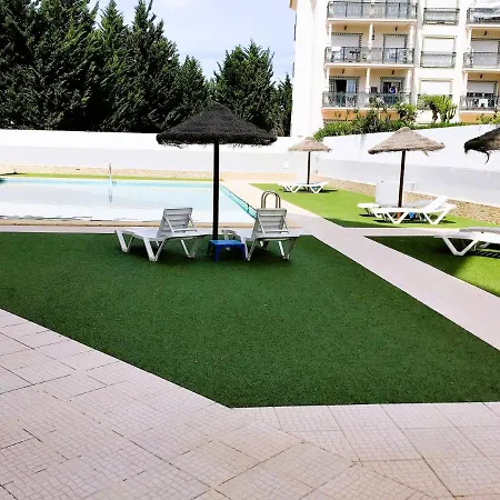 11 Bedroom Veiga, Praceta Vitorino Nemesio, 아파트 *