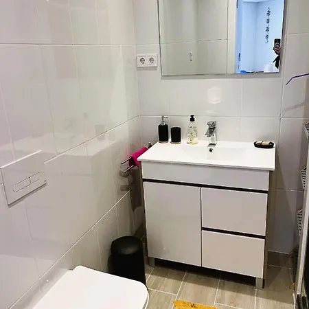 11 Bedroom Veiga, Praceta Vitorino Nemesio, 알부페이라