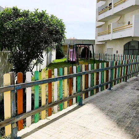 11 Bedroom Veiga, Praceta Vitorino Nemesio, * 알부페이라